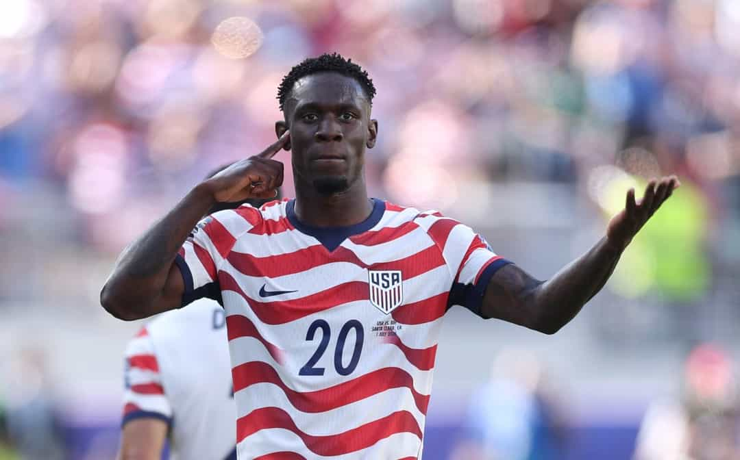 Copa do Mundo 2026: Avanço das seleções, suspensão de Folarin Balogun e movimentações do torneio
