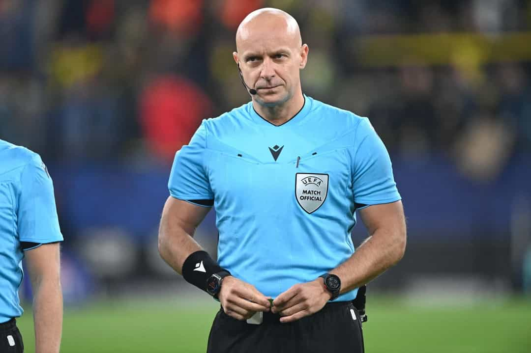 Fifa define escala de arbitragem para a semifinal entre França e Espanha na Copa do Mundo