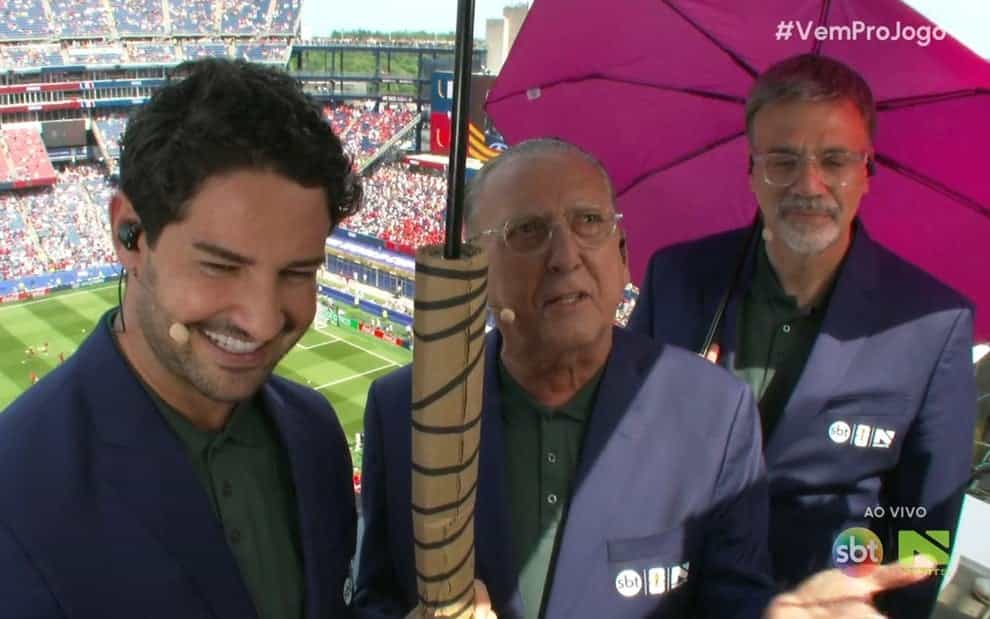 Narrador e equipe de transmissão relatam problemas de infraestrutura e calor extremo em estádio da Copa do Mundo 2026