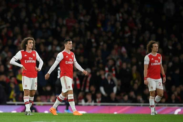 Granit Xhaka lidera a Suíça na busca por vaga inédita nas quartas de final desde 1954