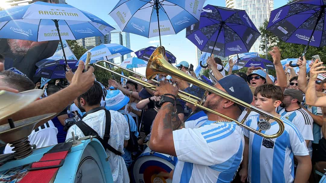 Hinchas argentinos organizam grande concentração em Nova York antes da final da Copa do Mundo