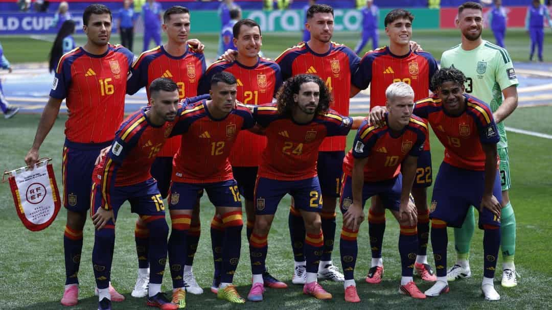 Espanha decide poupar Pedri no banco em semifinal da Copa do Mundo contra a França por questões táticas