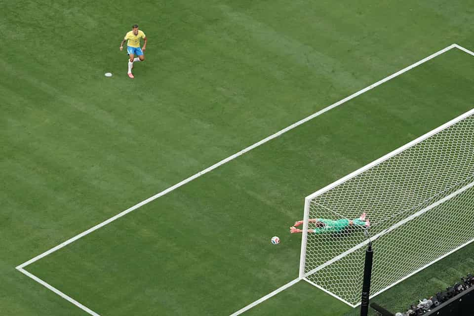 Análise: Impactos da eliminação, futuro de Ancelotti e declarações do elenco brasileiro