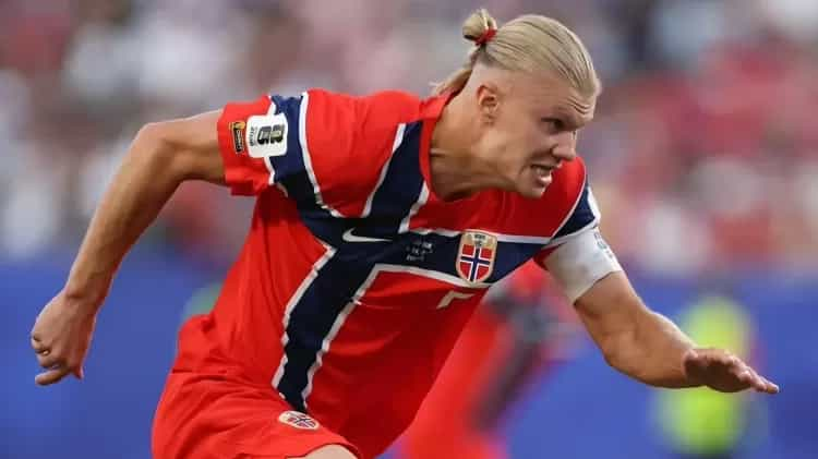 Perfil detalhado de Erling Haaland, o carrasco da Seleção Brasileira nas oitavas de final