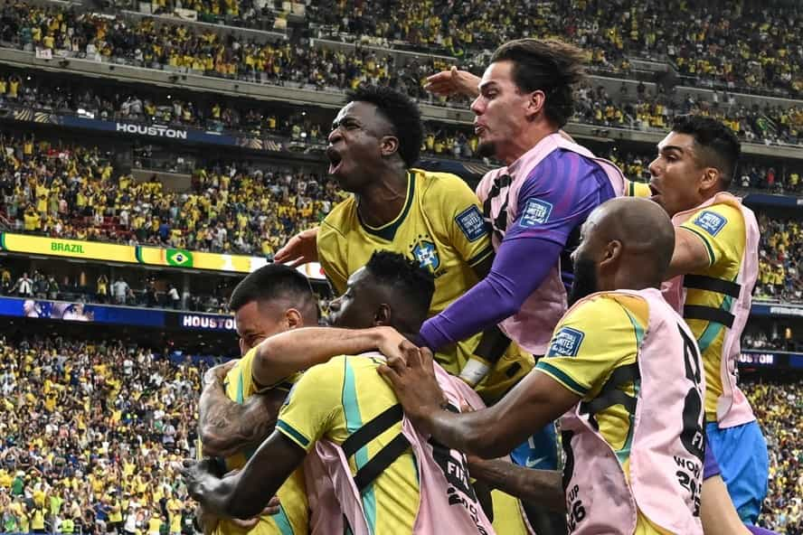 Brasil sobe para terceiro lugar em ranking de favoritos ao título da Copa do Mundo